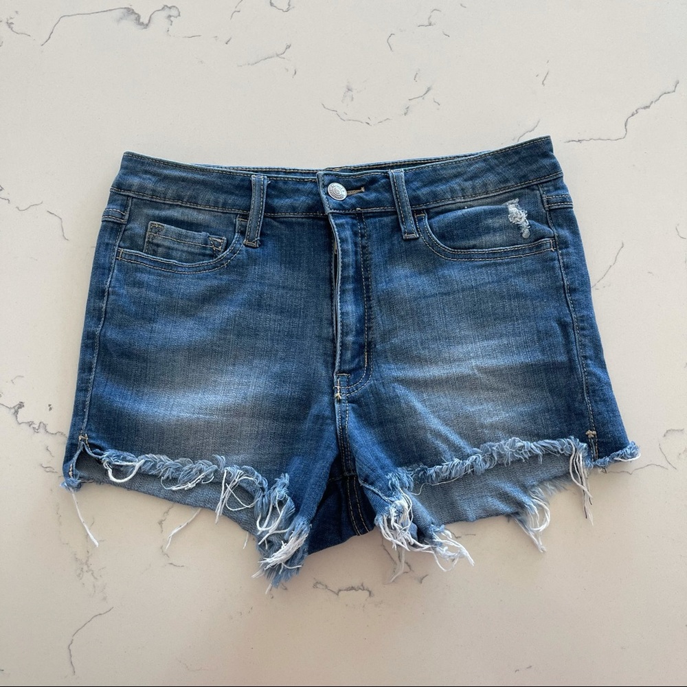 Raw Hem Hight Waist Jean Shorts